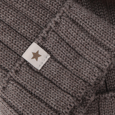 Translation missing: en.Hat Knit Alpaca Pompoms